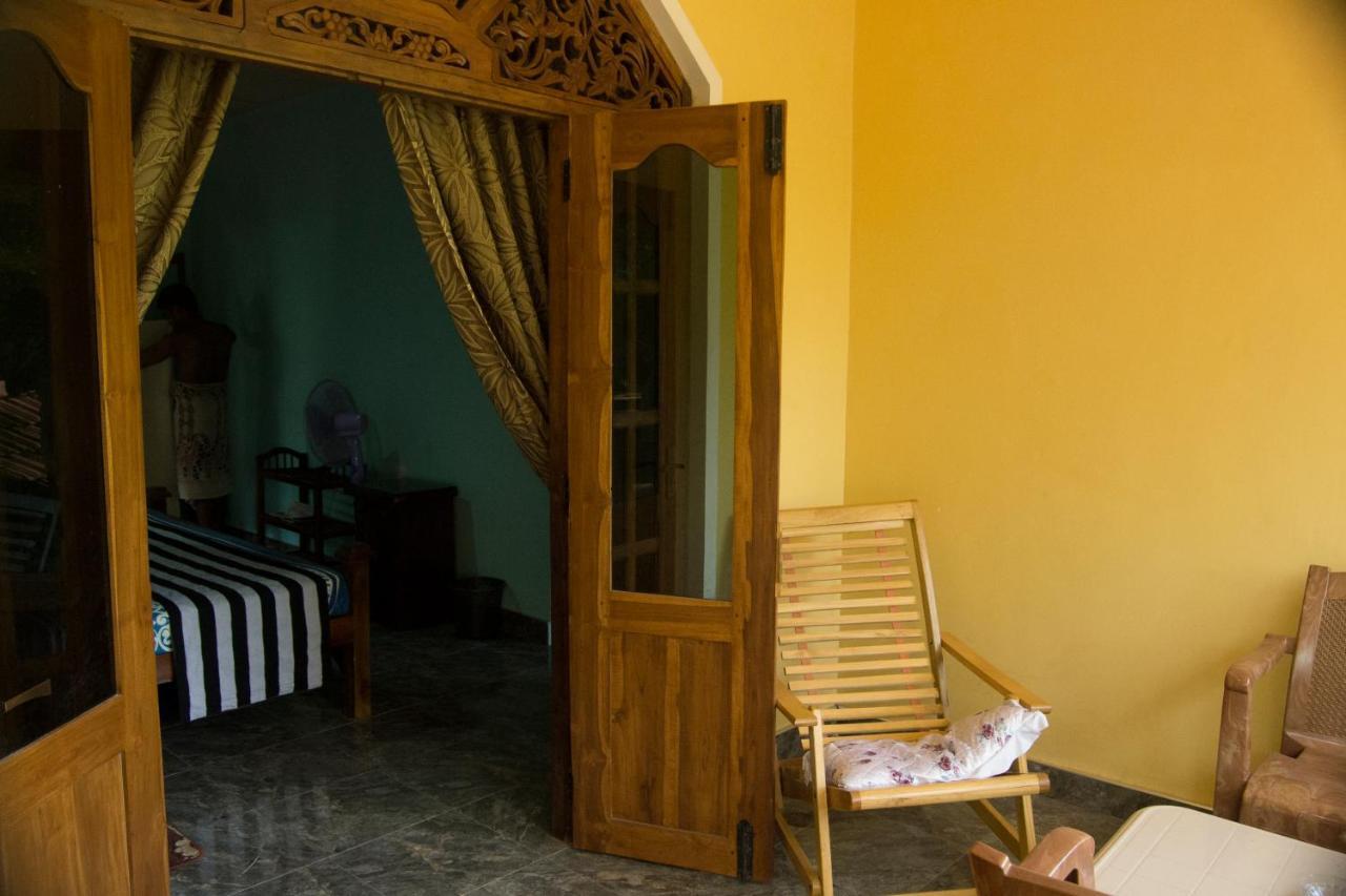 Iduwara Guest Ξενοδοχείο Σιγκιρίγια Εξωτερικό φωτογραφία